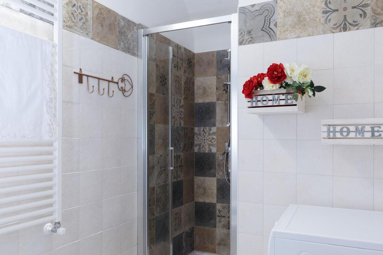 דירות דולצ'אקווה La Casa Di Aneti מראה חיצוני תמונה